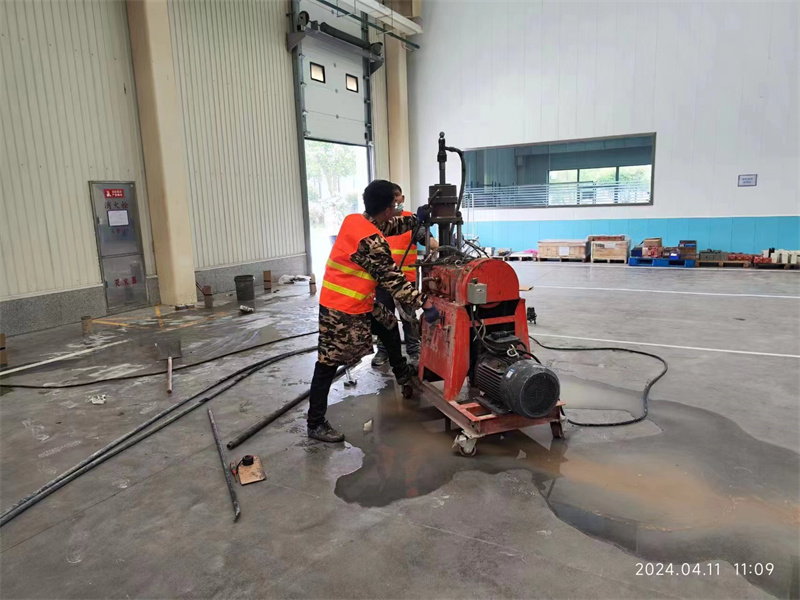 祁门厂房地面下沉塌陷注浆加固施工